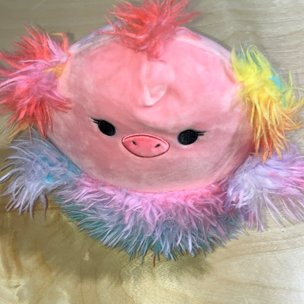 Elda the Ostrich